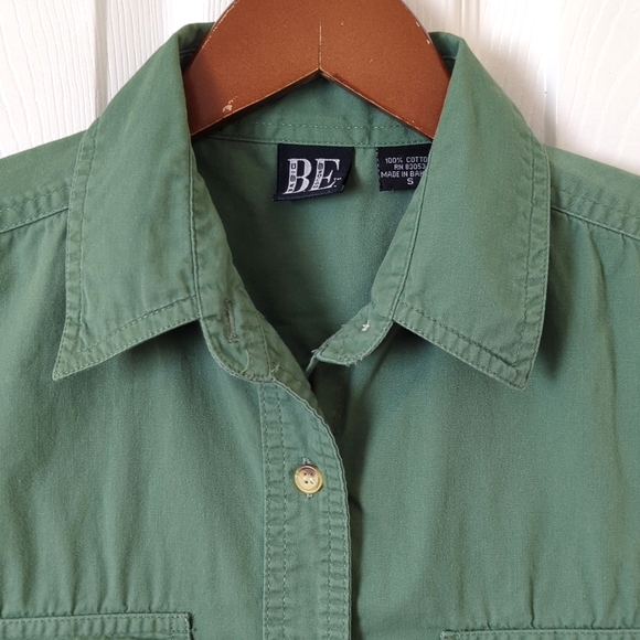 Basic Editions 90's Vintage Classic Sleeveless Button Down Tank Top Sage Green S - Picture 2 of 9